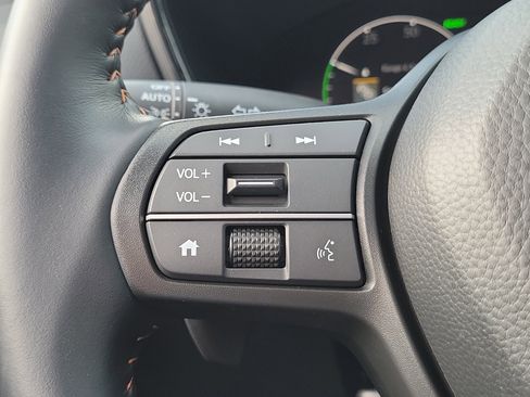 Used 2025 Honda CR-V Sport-L image 25