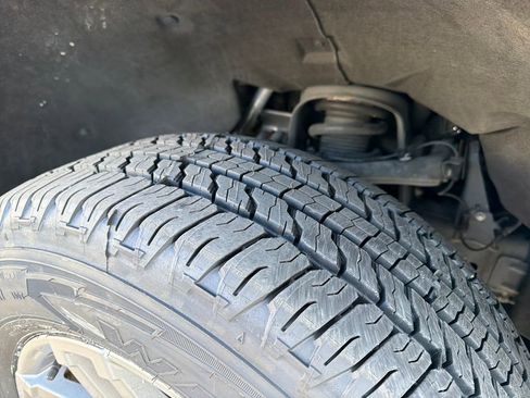 Used 2023 Chevrolet Colorado LT w/ LT Convenience Package image 13