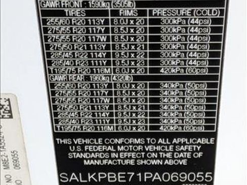 Certified 2023 Land Rover Range Rover Long Wheelbase SE image 23