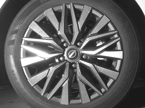 Used 2025 Nissan Altima 2.5 SV FWD image 13