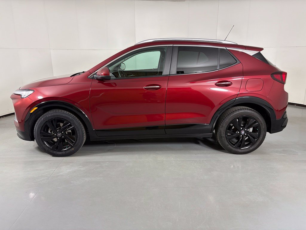 Used 2024 Buick Encore GX Sport Touring FWD image 5