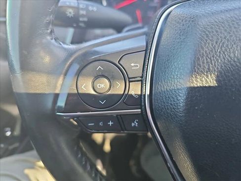 Used 2020 Toyota Camry XSE image 17