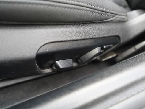 Used 2023 BMW Z4 sDrive30i w/ Premium Package image 34