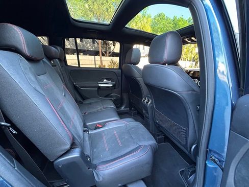 Used 2023 Mercedes-Benz GLB 250 image 40