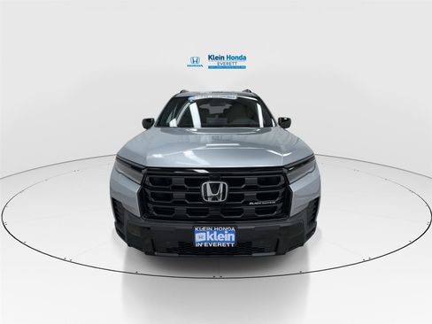 New 2026 Honda Pilot Black Edition image 5