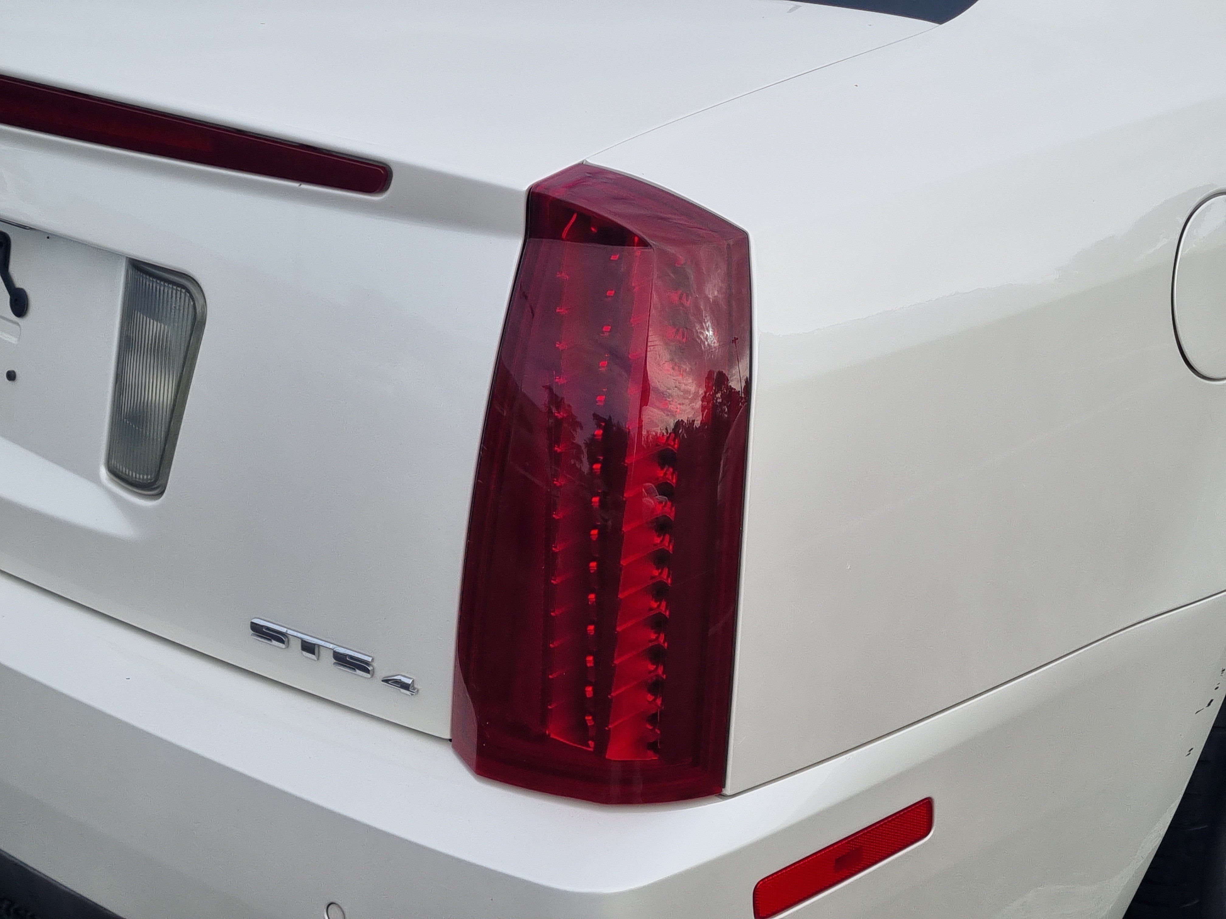 Used 2007 Cadillac STS V8 w/ Preferred Equipment Group AWD/4WD image 10