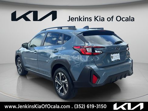 Used 2024 Subaru Crosstrek 2.0i Premium w/ Popular Package #3 AWD/4WD image 5