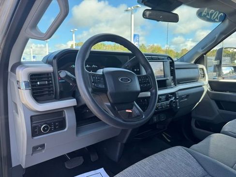 Used 2024 Ford F250 XLT image 17