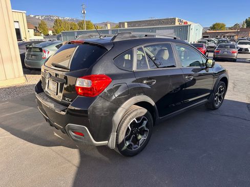 Used 2014 Subaru Crosstrek 2.0i Premium w/ Popular Package #1 AWD/4WD image 3