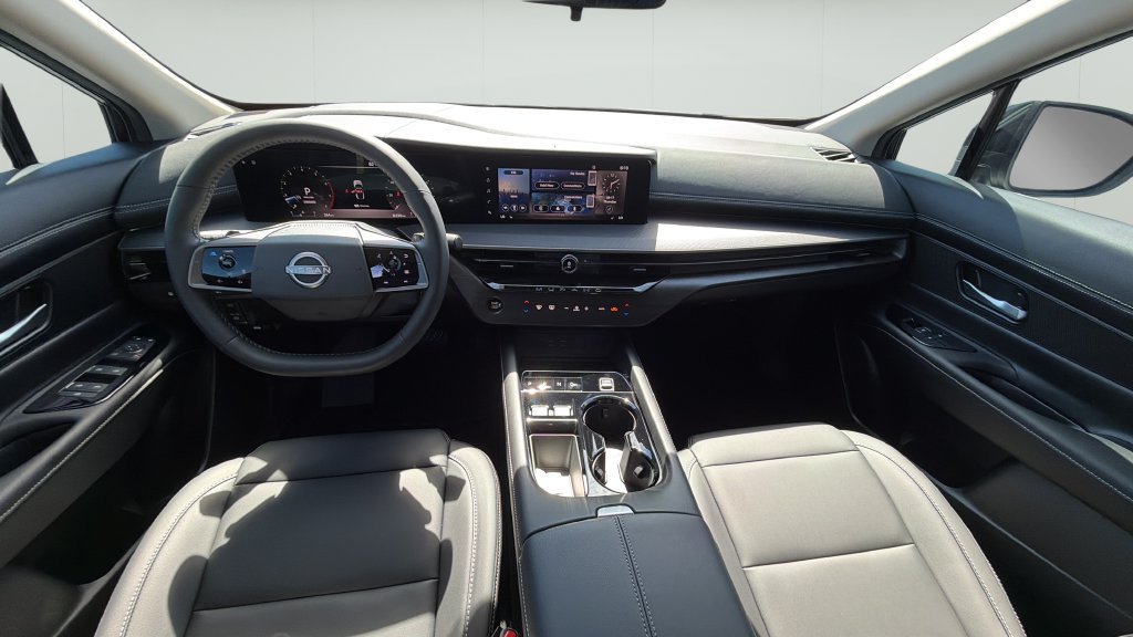 Used 2025 Nissan Murano SV AWD/4WD image 19