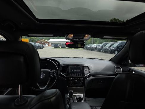 Used 2020 Jeep Grand Cherokee High Altitude AWD/4WD image 11