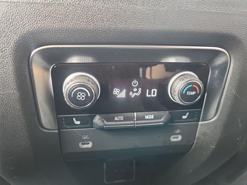Used 2024 Chevrolet Tahoe Premier w/ Premium Package RWD image 21