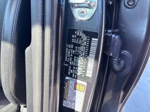 Used 2024 Kia Sorento S FWD image 32