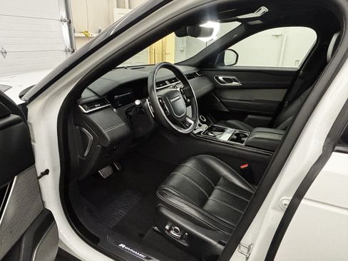 Used 2018 Land Rover Range Rover Velar R-Dynamic HSE AWD/4WD image 13