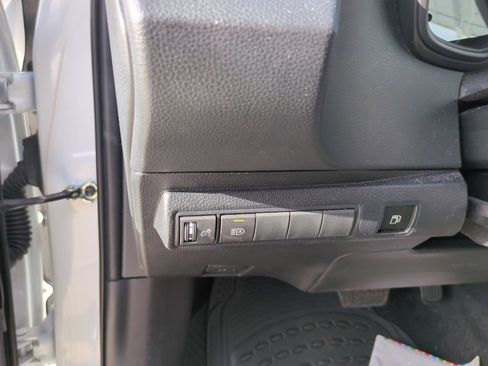 Used 2024 Toyota Corolla LE FWD image 13