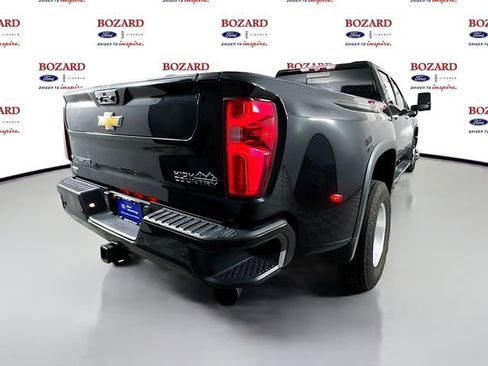 Used 2022 Chevrolet Silverado 3500 High Country image 8