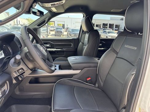 New 2026 RAM 3500 Laramie AWD/4WD image 25