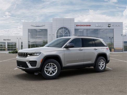 New 2025 Jeep Grand Cherokee Laredo X w/ Luxury Tech Group I image 2