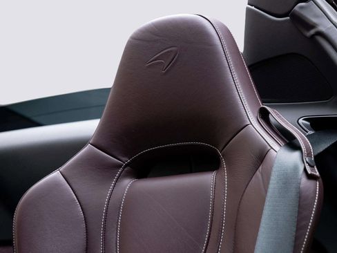 Used 2020 McLaren 720S Spider image 19