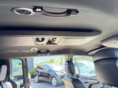 Used 2019 Dodge Grand Caravan GT w/ Safety Sphere Group FWD image 47