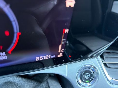 Used 2024 Chevrolet Trax LT w/ Driver Confidence Package image 17