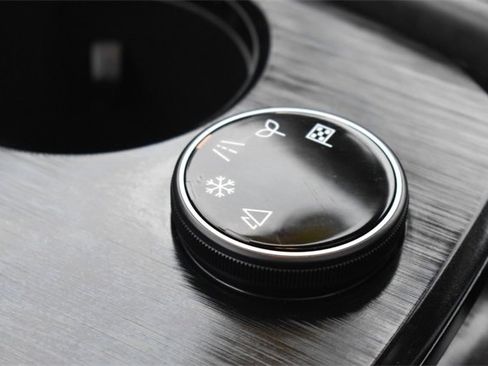 Used 2021 Nissan Rogue Platinum image 26