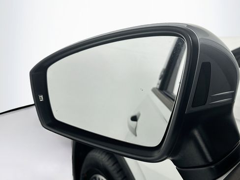 Used 2024 Volkswagen Tiguan Wolfsburg Edition image 16