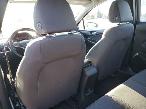 Used 2019 Chevrolet Cruze LT image 29