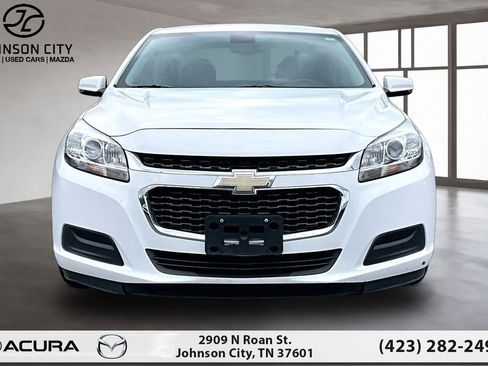 Used 2015 Chevrolet Malibu LT w/ Power Convenience Package FWD image 3