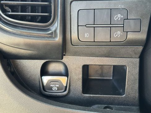 Used 2025 RAM ProMaster 2500 w/ Convenience Group FWD image 20