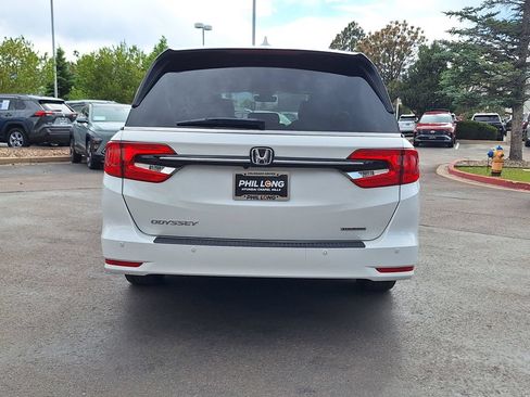 Used 2023 Honda Odyssey Touring image 4