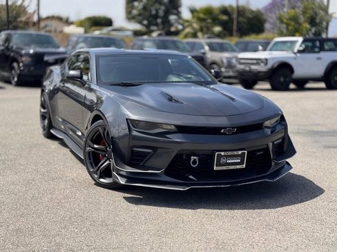 Used 2018 Chevrolet Camaro SS RWD image 2