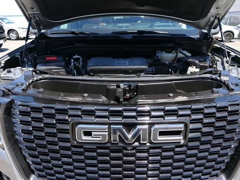 Used 2024 GMC Yukon Denali Ultimate AWD/4WD image 30