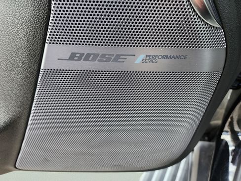 Used 2024 GMC Yukon XL Denali Ultimate w/ LPO, Floor Liner Package AWD/4WD image 19