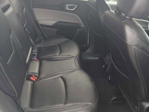 Certified 2025 Jeep Compass Limited AWD/4WD image 15