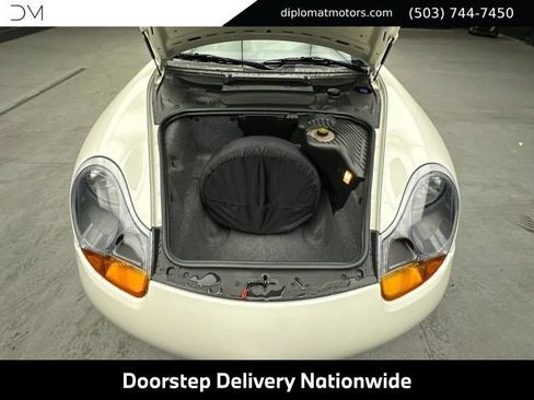 Used 2000 Porsche Boxster RWD image 38