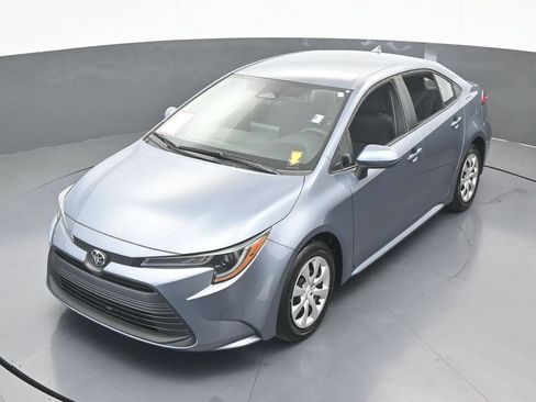 Used 2024 Toyota Corolla LE FWD image 37