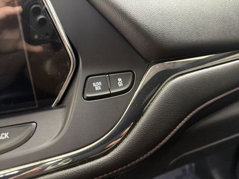 Certified 2022 Chevrolet Blazer RS w/ Enhanced Convenience Package image 32