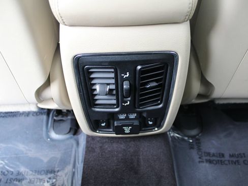 Used 2017 Dodge Durango Citadel w/ Premium Entertainment Group AWD/4WD image 25