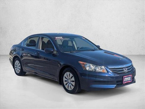 Used 2011 Honda Accord LX image 3