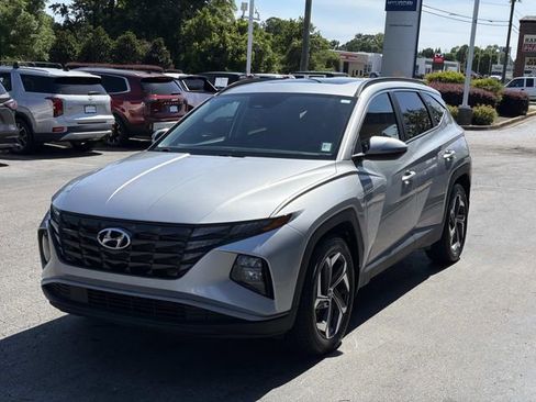 Used 2024 Hyundai Tucson SEL w/ Convenience Package FWD image 3