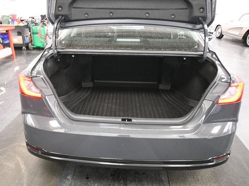 Certified 2025 Toyota Camry XLE FWD image 22