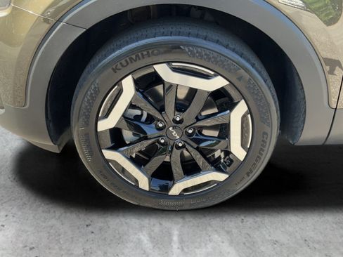 Used 2023 Kia Telluride S AWD/4WD image 24