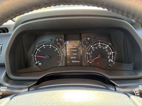 Certified 2024 Toyota 4Runner SR5 Premium image 12