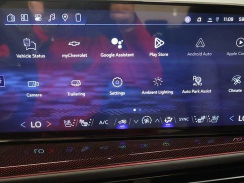 New 2026 Chevrolet Traverse RS image 21