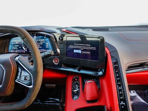 Used 2024 Chevrolet Corvette Stingray Premium Conv w/ Stealth Interior Trim Package image 16