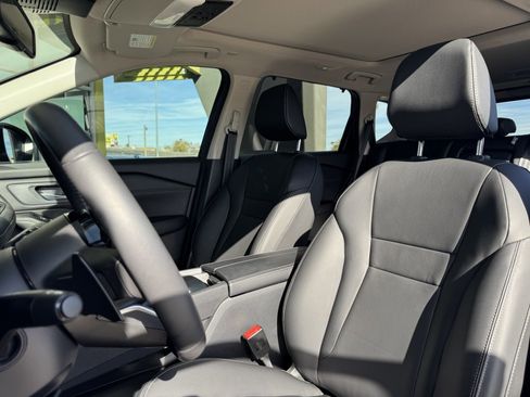 Used 2024 Nissan Rogue SL w/ SL Premium Package image 37