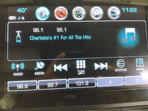 Used 2018 Chevrolet Equinox Premier image 25