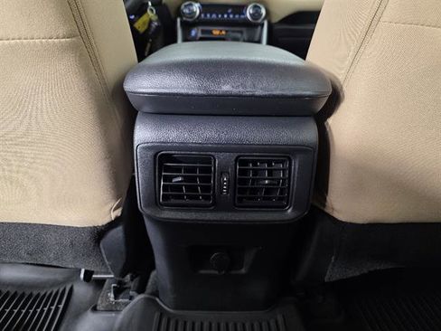 Used 2020 Toyota RAV4 LE AWD/4WD image 42