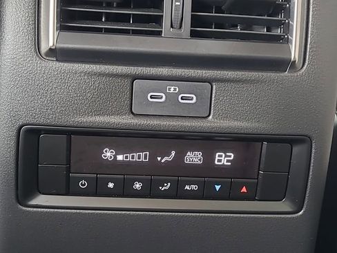 Used 2025 MAZDA CX-70 3.3 Turbo w/ Premium Package image 16